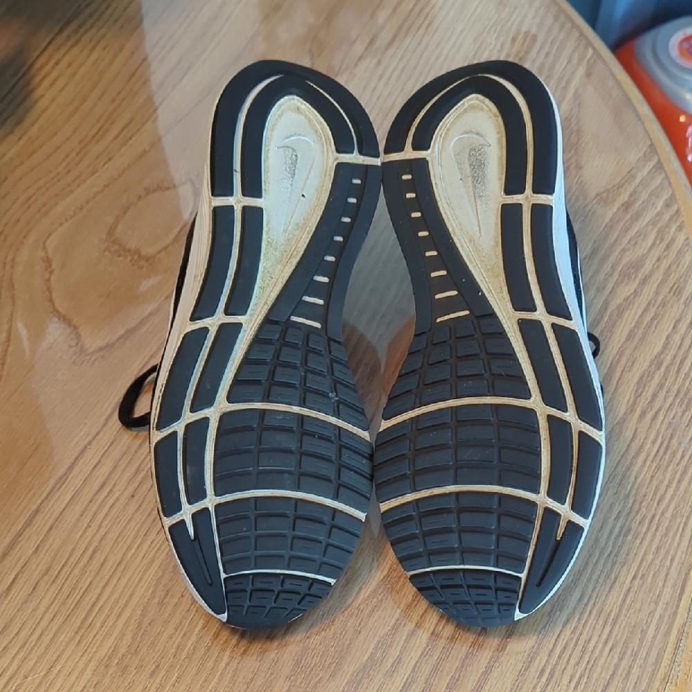 Nike Women's Black Athletic Shoes with White Accents - Picture 6 of 8